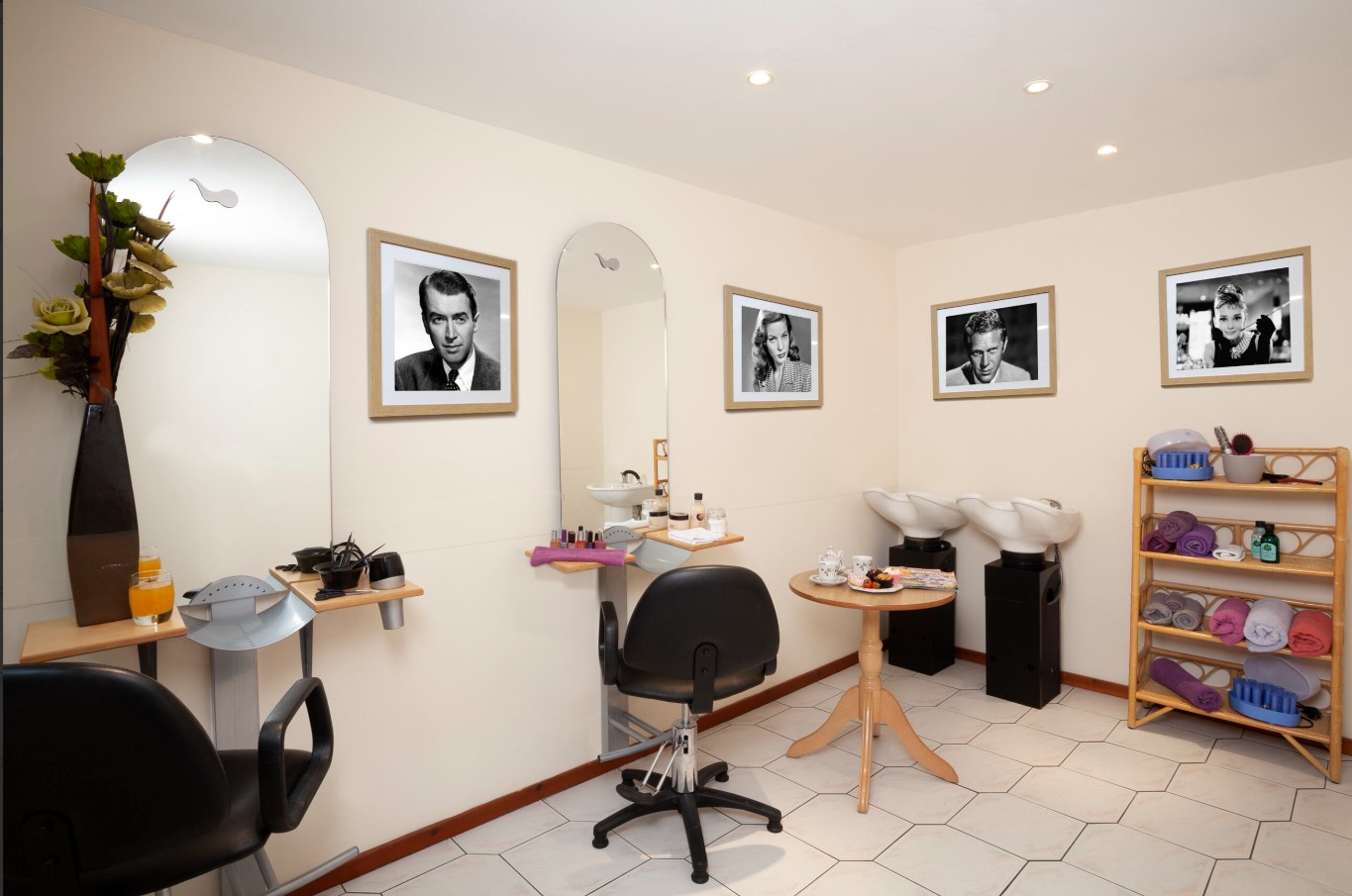 Wolverhampton  - WV6 9BN